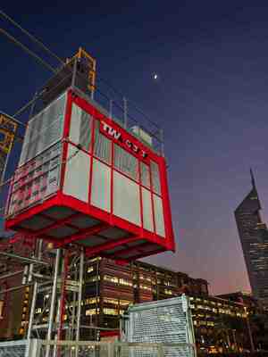 El sistema de elevación de material de construcción inteligente SC200/200 58m/min en el sitio de construcción