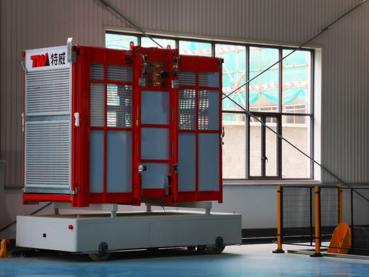 Buen precio Q345B Acero 2000 kg por carro elevador de elevación de construcción para material de pasajeros en línea