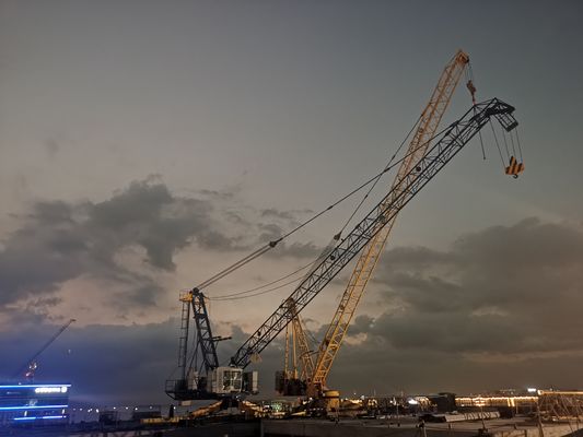 Buen precio Derrick 16ton con 40m Jib Construcción Torre grúa con control de inversor en línea