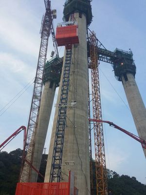Inclinación 33m/min 2000KG Material de construcción Sistema de aterrizaje automático de elevación