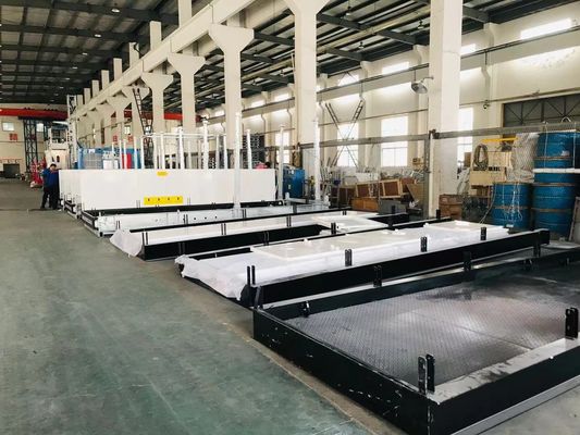 4Plataforma de carga de material de.2m de ancho con cadenas de tornillos de vigas galvanizadas en caliente para sitios de construcción