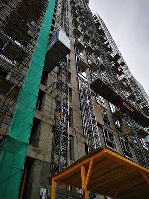 Elevador de elevación de construcción totalmente automatizado, 75kw Elevador de elevación de edificios