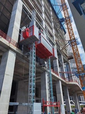 Emplazamiento de construcción 4000KG Rack and Pinion Elevador de construcción CE aprobado