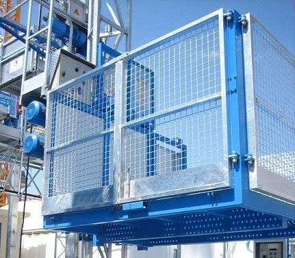 Buen precio CE doble jaula de 300 m Construcción de material elevador para almacén en línea