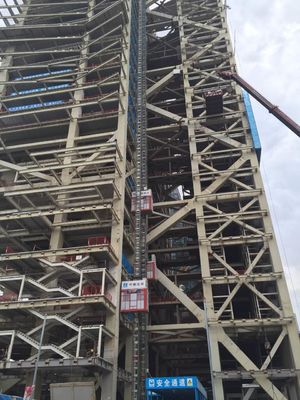SC160/160 Elevador de elevación para construcción de edificios 96 m/min