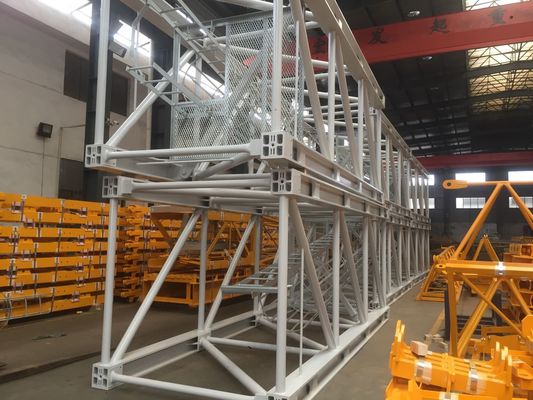 Buen precio Repuestos de grúas de torre resistentes a la oxidación Sección de mástil 660Mpa Resistencia a la tracción en línea